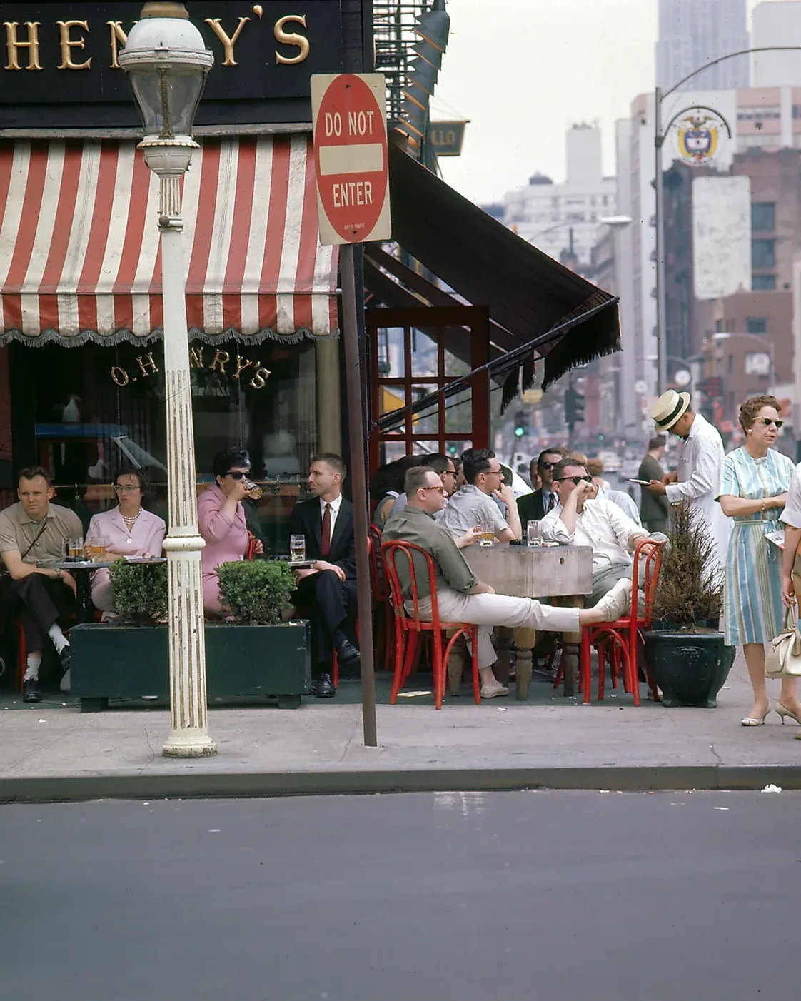 New York street corner cafe